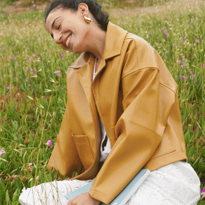 Chaqueta Adelia Cuero PU Ocre